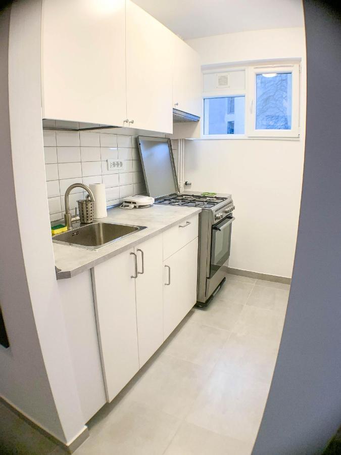 Luterana Studio Apartment Bucureşti Exterior foto